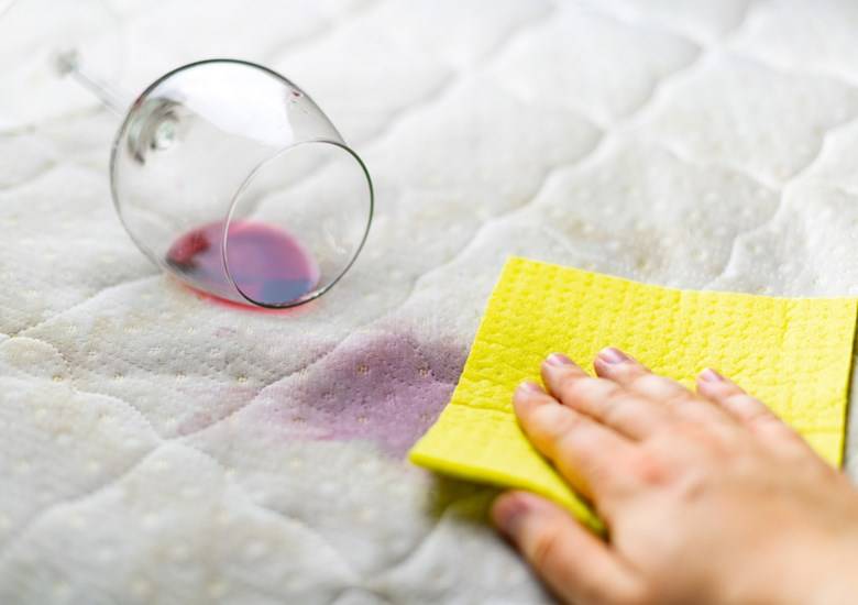 How to Clean a Mattress